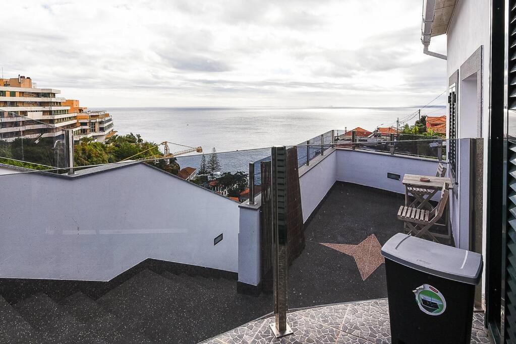 Sea house Villa Funchal  Exteriör bild
